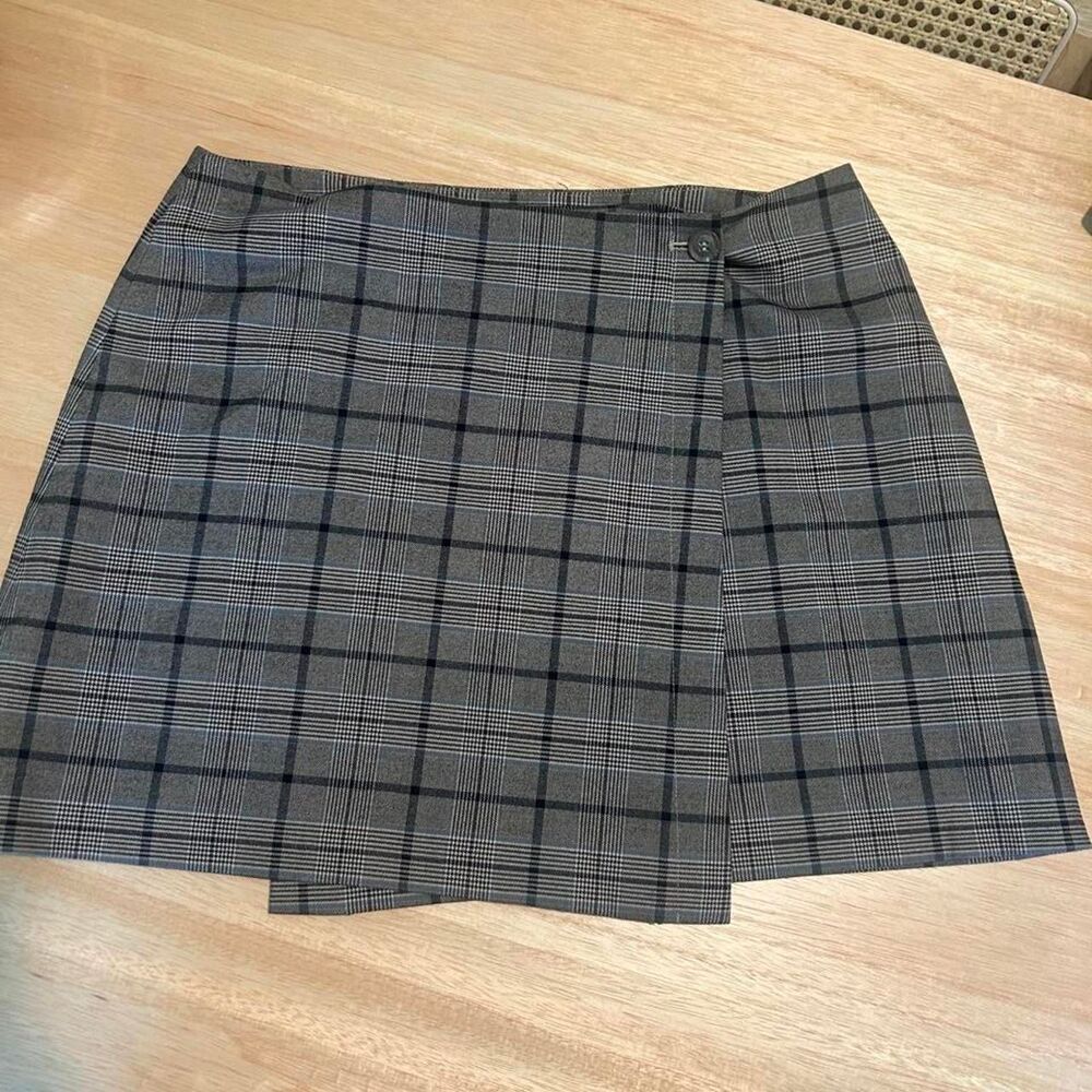 Cremieux Women's Grey and Black Skirt